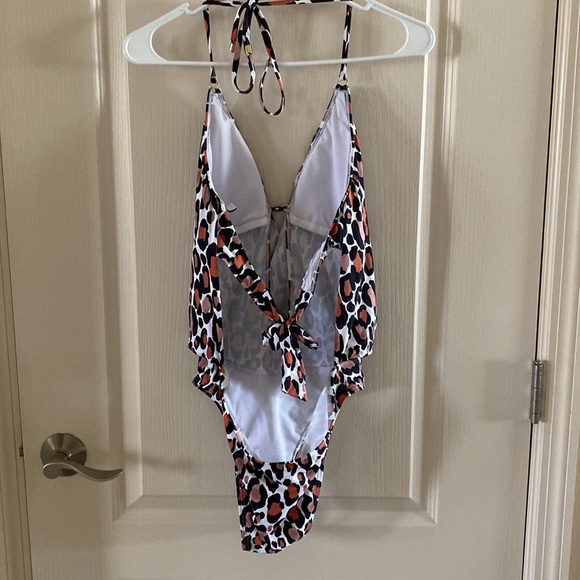 Bar III bathing suit - Picture 2 of 5